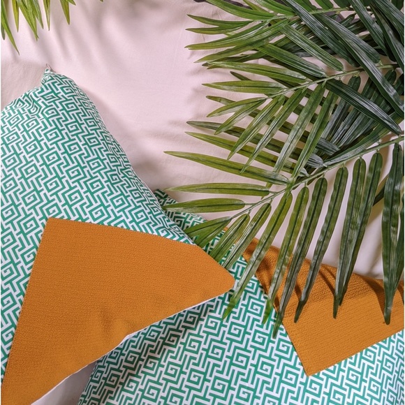 Set of 2_ Pillow case Covers - Picture 12 of 12